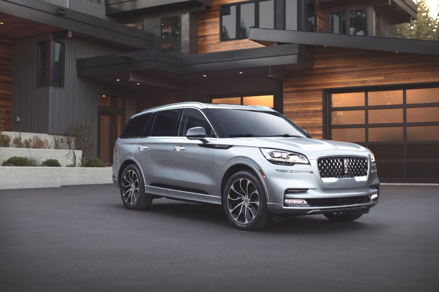 2020 Lincoln Aviator | Ford