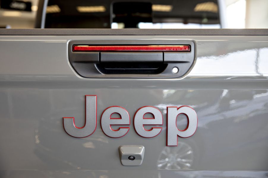 A Fiat Chrysler Automobiles NV 2020 Jeep Gladiator pickup truck logo