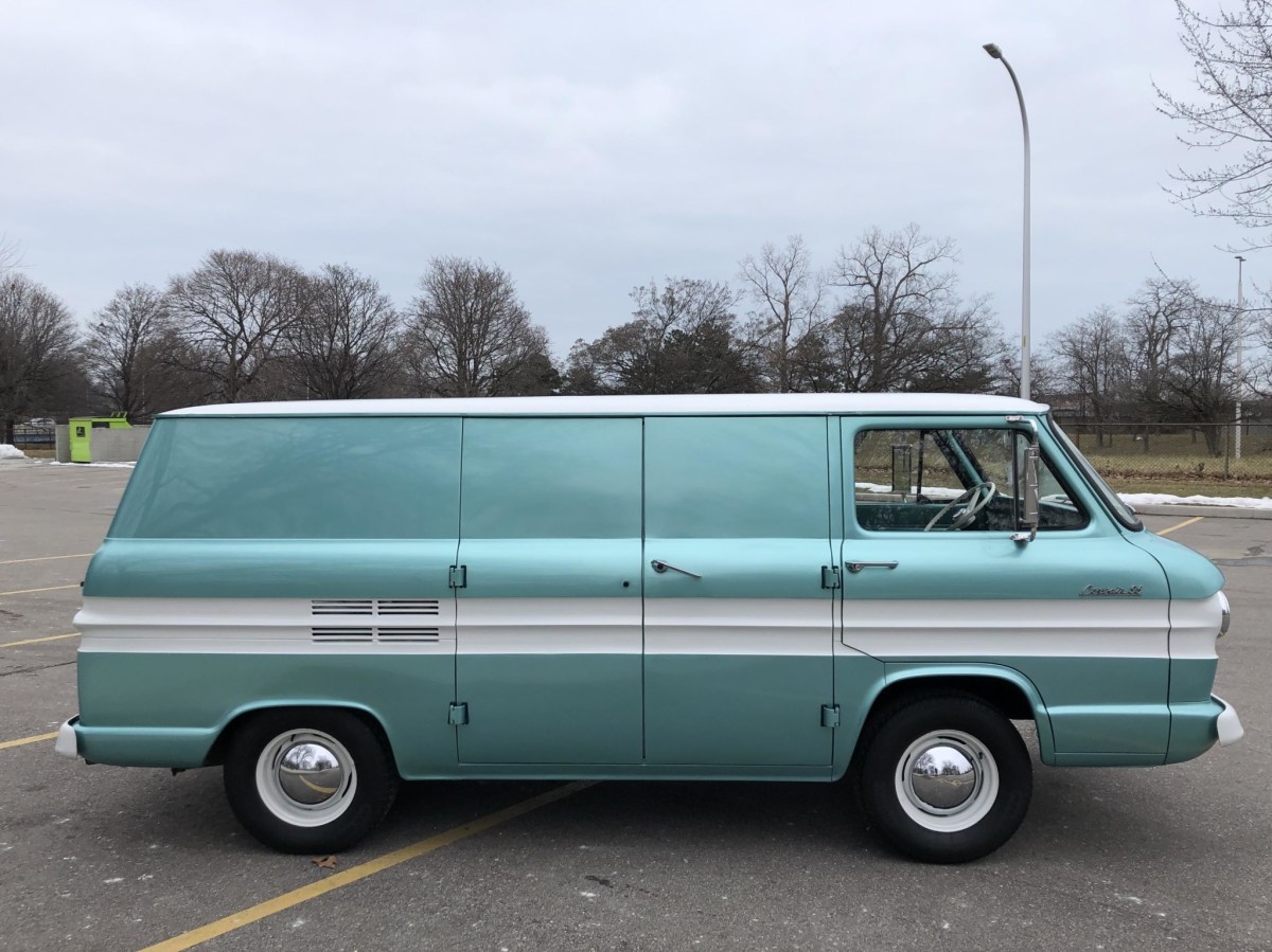 The Chevrolet Corvair Greenbrier Was GM's VW Bus