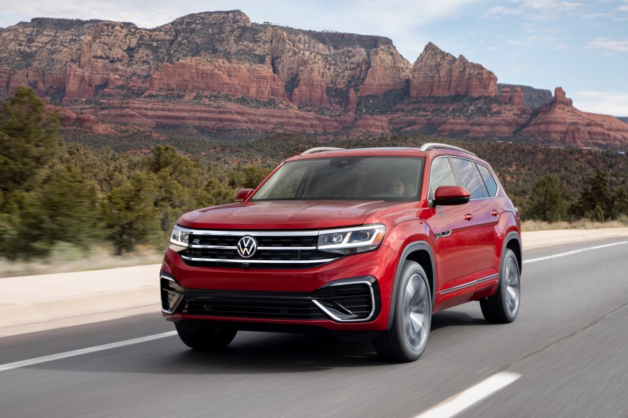 2021 Volkswagen Atlas on country road