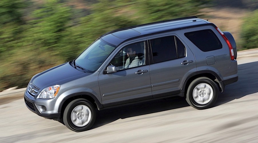 2005 Honda CR-V driving on a gravel road