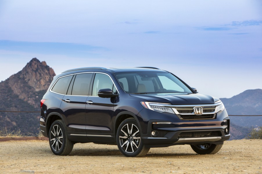 A 2021 Honda Pilot on display