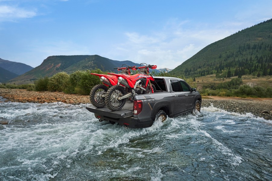 2021 Honda Ridgeline driving through water