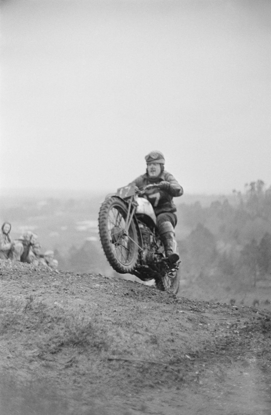 Motorcycle Scrambler Suzuki