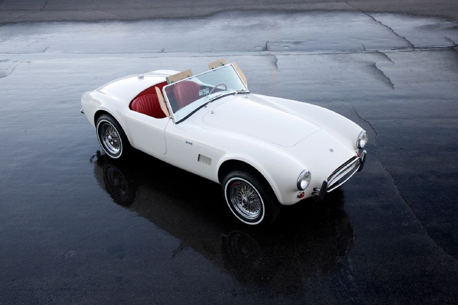 A white Shelby Cobra 289 'Street Cobra'