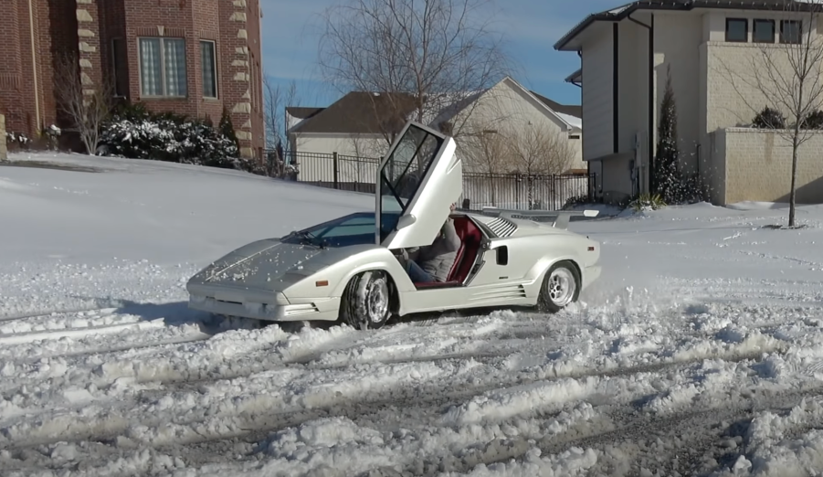 An image of a Lamborghini Countach Anniversary Edition finished in white.