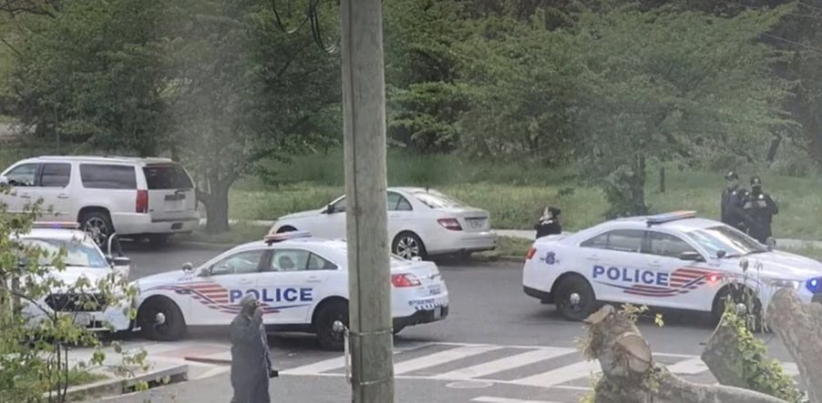 Washington DC Ploice officers drag race then crash police cars