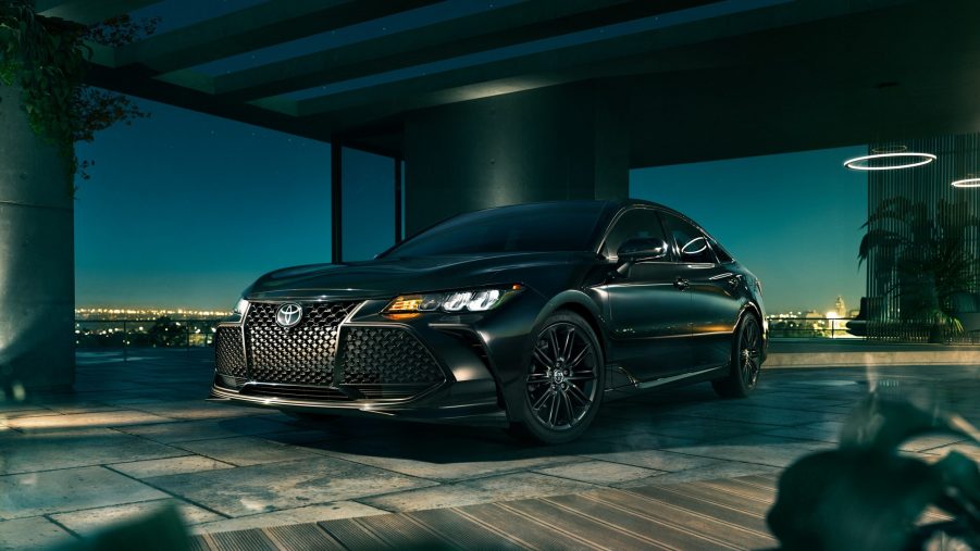 Black 2022 Toyota Avalon