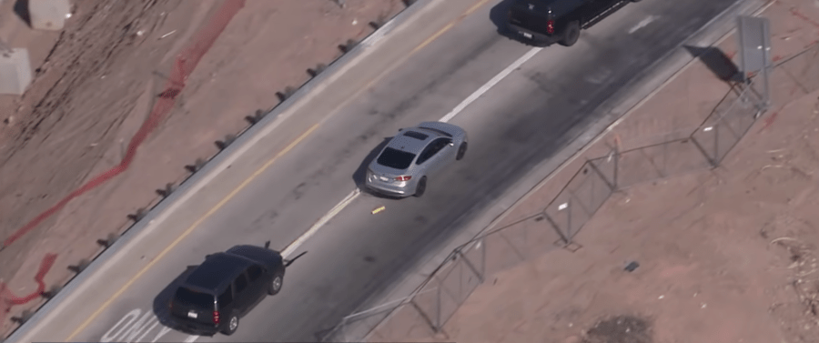 Arizona police deploy the grappler during car chase