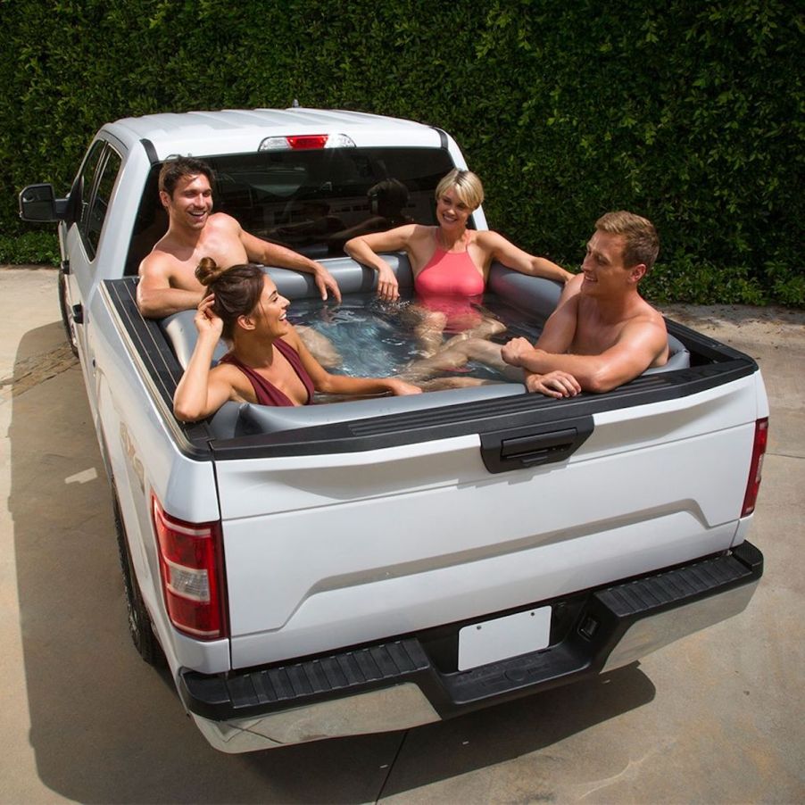 Inflatable pool for your pickup truck