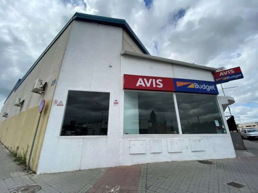 Avis office abandoned