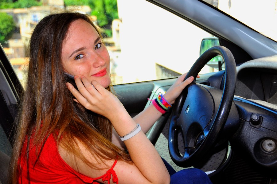 Essential car safety features for teen drivers