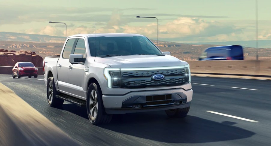 How much does it cost to replace a Ford F-150 Lightning battery?