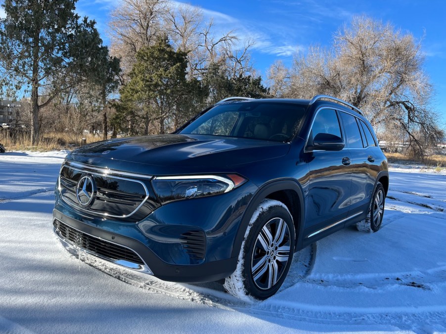 2022 Mercedes-Benz EQB 350 front