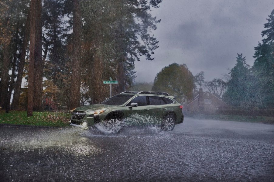 2023 Subaru Outback Wagon Green