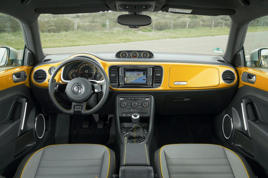 Volkswagen Beetle Dune interior