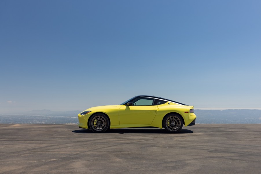 Nissan Z side profile