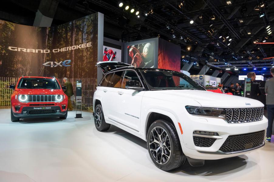 White Jeep Cherokee on display at Brussels Expo. The Jeep Cherokee's price turns many off from buying.