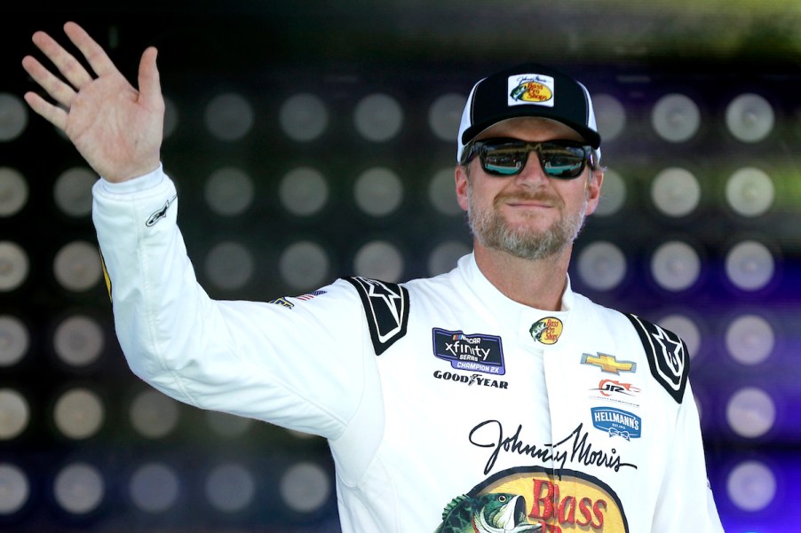 Dale Earnhardt Jr. before race.