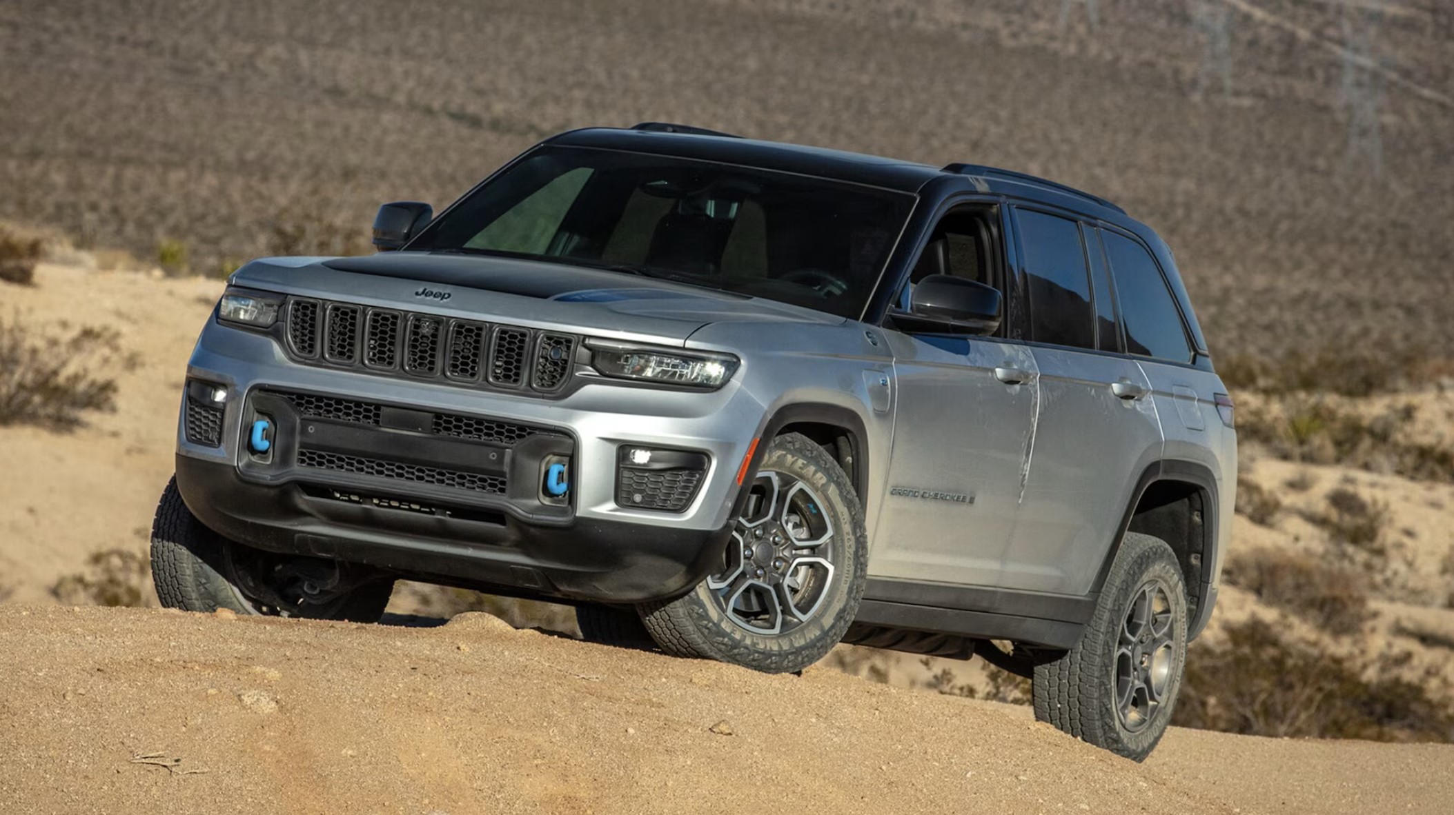 200,000 Jeep 4xe Hybrids Recalled Due to Software Issues