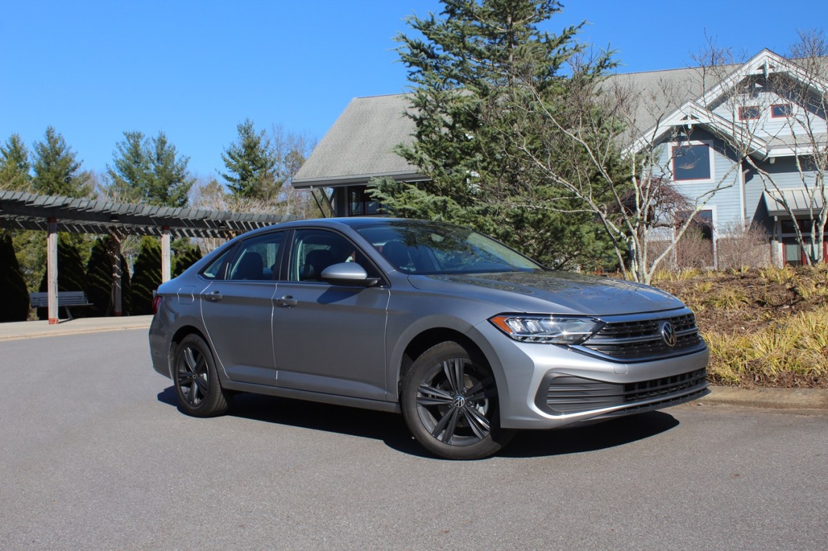 The 2024 Volkswagen Jetta Proves Sedans Need a Comeback