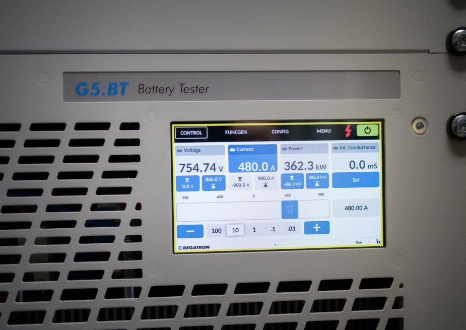 Polestar EV battery monitor numbers on a computer screen