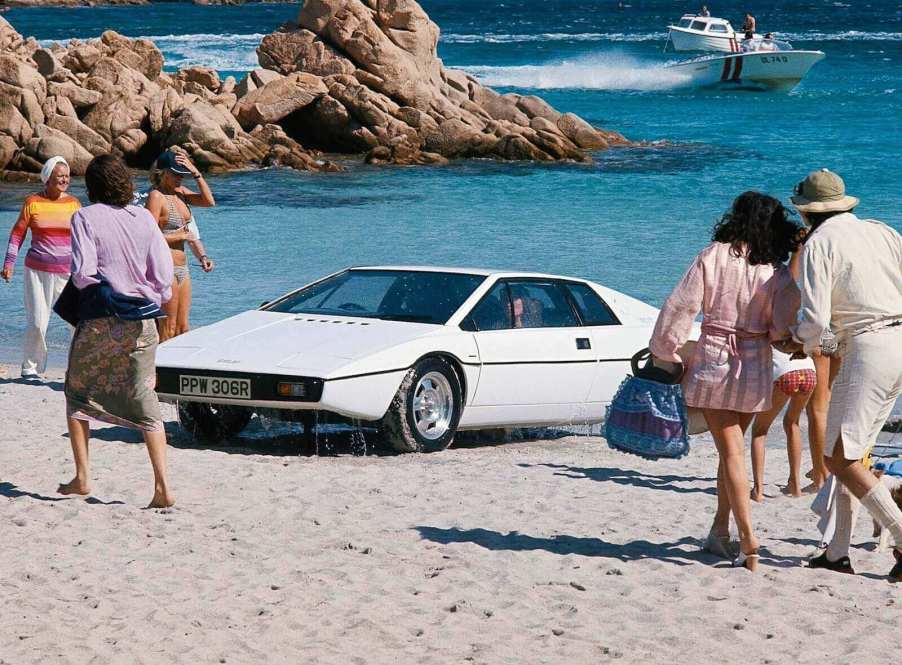 A white Lotus Esprit S1 from the James Bond movie 'The Spy Who Loved Me' shows off its best car and submarine act.