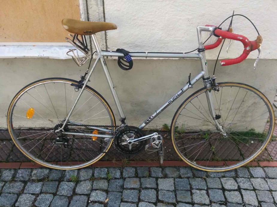 Which Classic Car Companies Actually Built Bicycles Too?