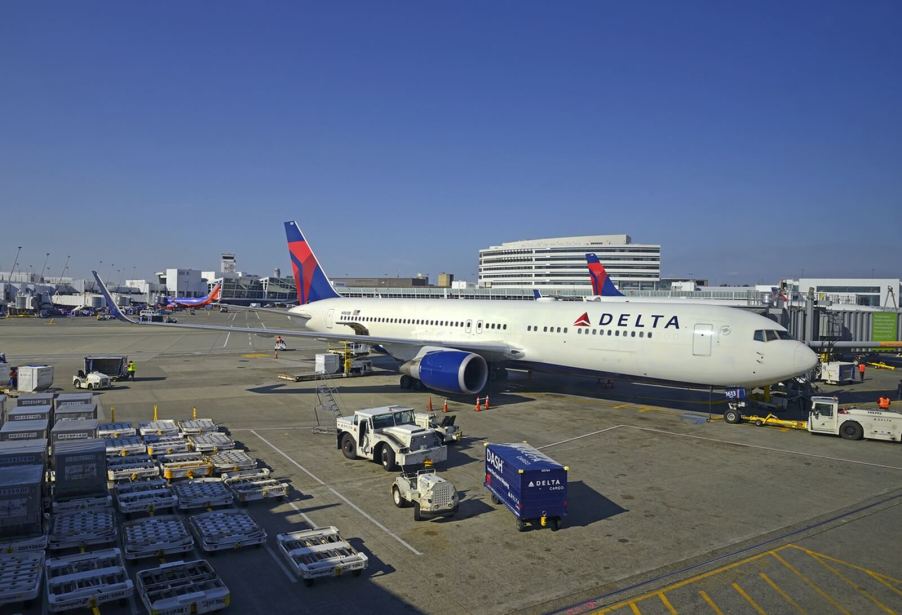 A Delta flight on the ground at Seattle-Tacoma International Airport.