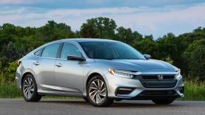 Some people looking for the best cars to buy will want hybrid vehicles. Here are 3 experts say can last 200,000 or more miles.